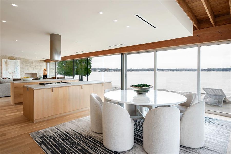 Furnished interior view inside a new home in , Malakoff (Image 20).