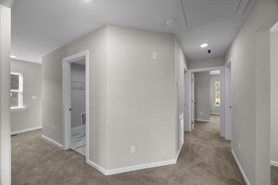 Spacious, unfurnished interior of a new home in Windsor, North Augusta (Image 17).