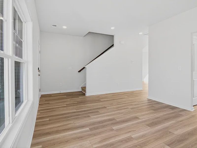 Spacious, unfurnished interior of a new home in Portrait Hills, Aiken (Image 10).
