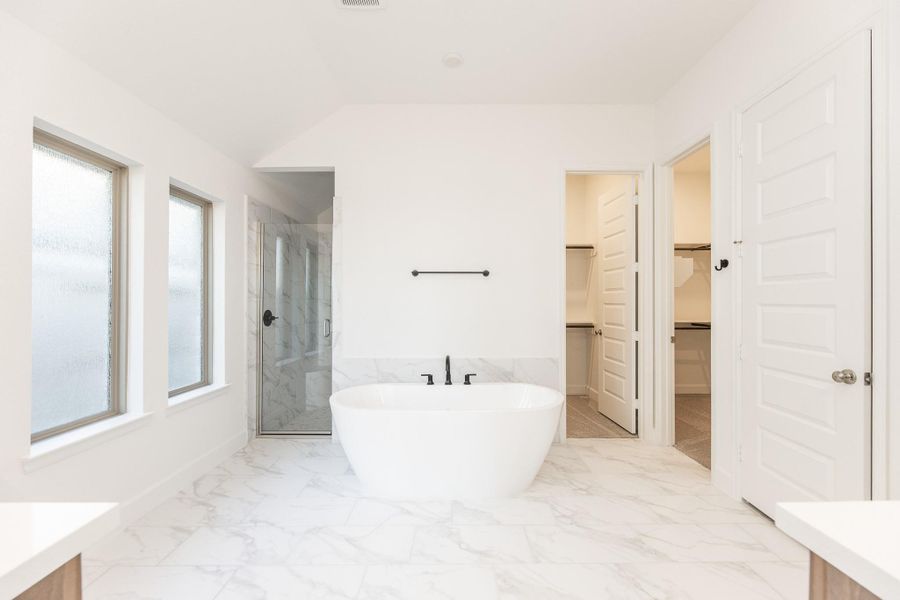 Furnished interior view inside a new home in Jordan Ranch, Fulshear (Image 18).