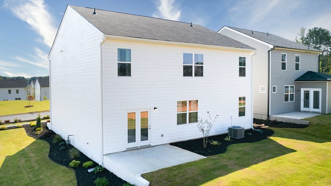 Representative exterior details of a home built from the Hayden by D.R. Horton in Poplar Preserve, Newnan (Image 3).