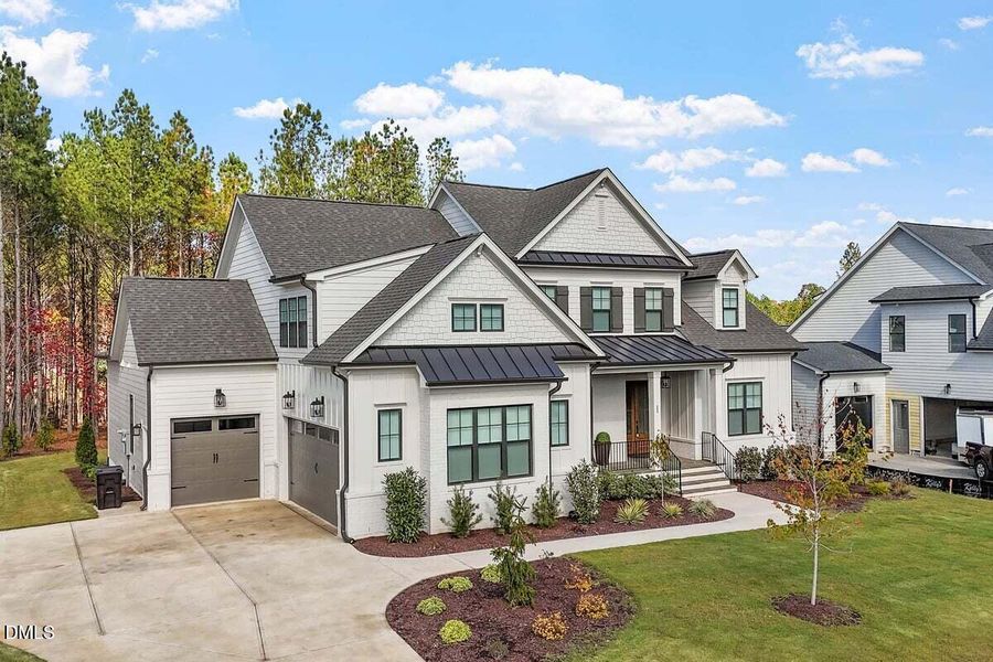 25 Chestnut Oak Drive 2627390Drone_03 25 Chestnut Oak Drive 2627390Drone_03