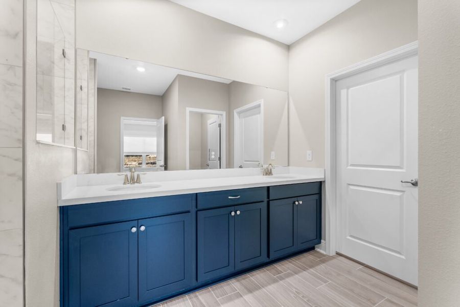 Furnished interior view inside a new home in Lake Merial, Panama City (Image 13). Furnished interior view inside a new home in Lake Merial, Panama City (Image 13).