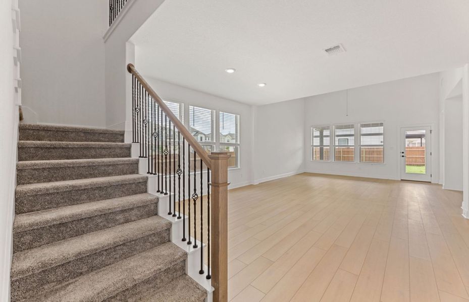Spacious, unfurnished interior of a new home in Santa Rita Ranch, Liberty Hill (Image 34). Spacious, unfurnished interior of a new home in Santa Rita Ranch, Liberty Hill (Image 34).