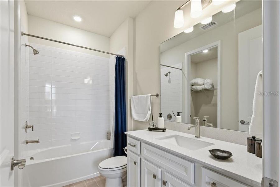 Furnished interior view inside a new home in Willow Ridge, Montverde (Image 18). Furnished interior view inside a new home in Willow Ridge, Montverde (Image 18).