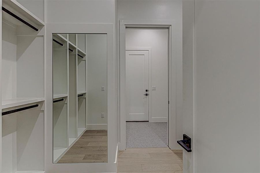 Spacious, unfurnished interior of a new home in , Horseshoe Bay (Image 19). Spacious, unfurnished interior of a new home in , Horseshoe Bay (Image 19).