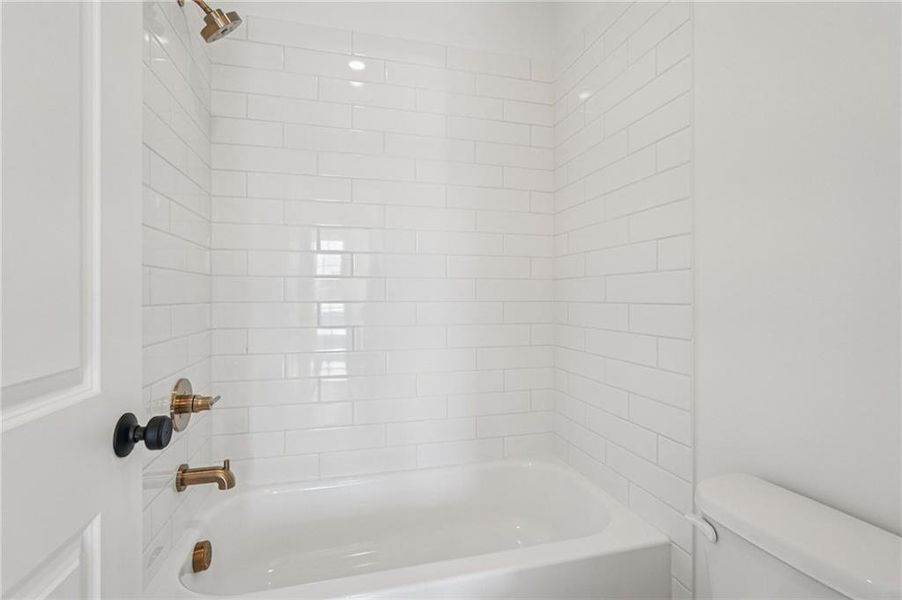 Close-up of interior finishes inside a home in Millcroft Townhomes, Buford (Image 20). Close-up of interior finishes inside a home in Millcroft Townhomes, Buford (Image 20).