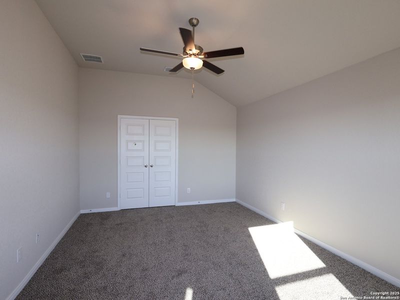 Spacious, unfurnished interior of a new home in Paloma Park, Converse (Image 19). Spacious, unfurnished interior of a new home in Paloma Park, Converse (Image 19).
