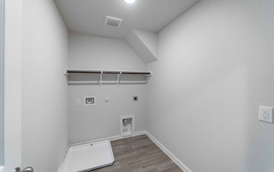 Spacious, unfurnished interior of a new home in Paramount, Kyle (Image 15). Spacious, unfurnished interior of a new home in Paramount, Kyle (Image 15).