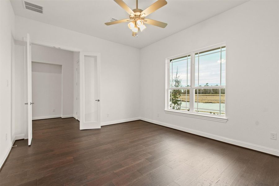 Spacious, unfurnished interior of a new home in Sundance Cove, Crosby (Image 27). Spacious, unfurnished interior of a new home in Sundance Cove, Crosby (Image 27).