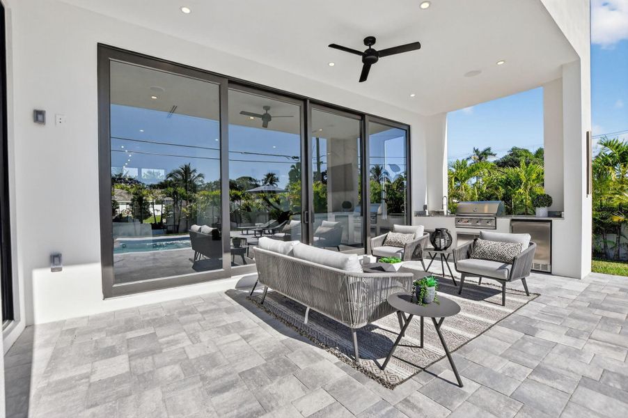 Exterior details and patio area of a home in , Boca Raton (Image 4).