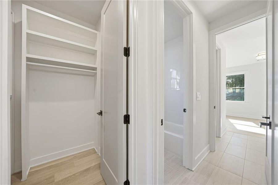 Spacious, unfurnished interior of a new home in , Monroe (Image 45).