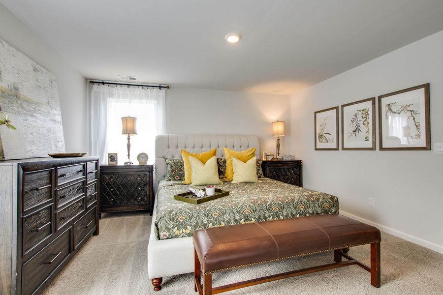 Representative furnished interior of a home built from the EDMON by D.R. Horton in Hartmann Crossing, Lebanon (Image 20).