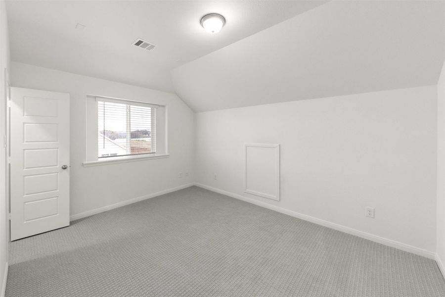 Spacious, unfurnished interior of a new home in Timberbrook, Justin (Image 25). Spacious, unfurnished interior of a new home in Timberbrook, Justin (Image 25).