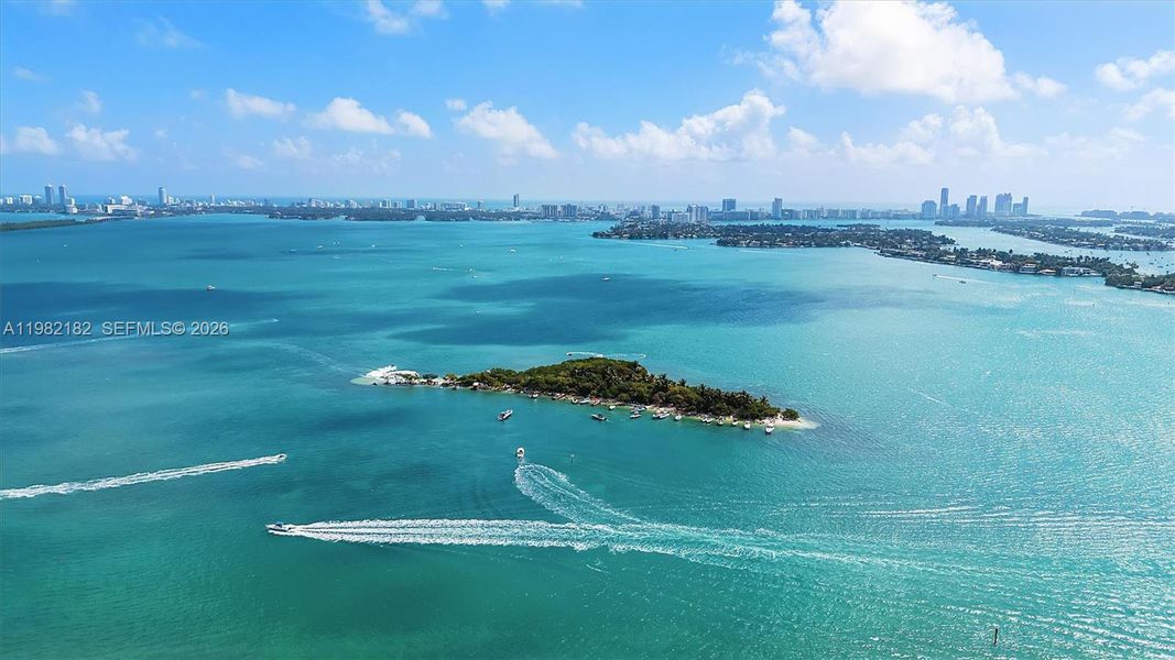 Natural landscape and outdoor views near  in Miami (Image 39).
