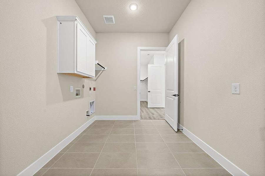 Representative unfurnished interior of a home built from the Daisy by Caldwell Homes in Chambers Creek, Willis (Image 22). Representative unfurnished interior of a home built from the Daisy by Caldwell Homes in Chambers Creek, Willis (Image 22).