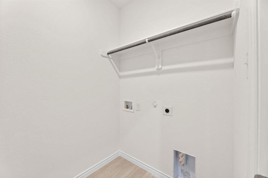 13-SQFT-0077 13-SQFT-0077