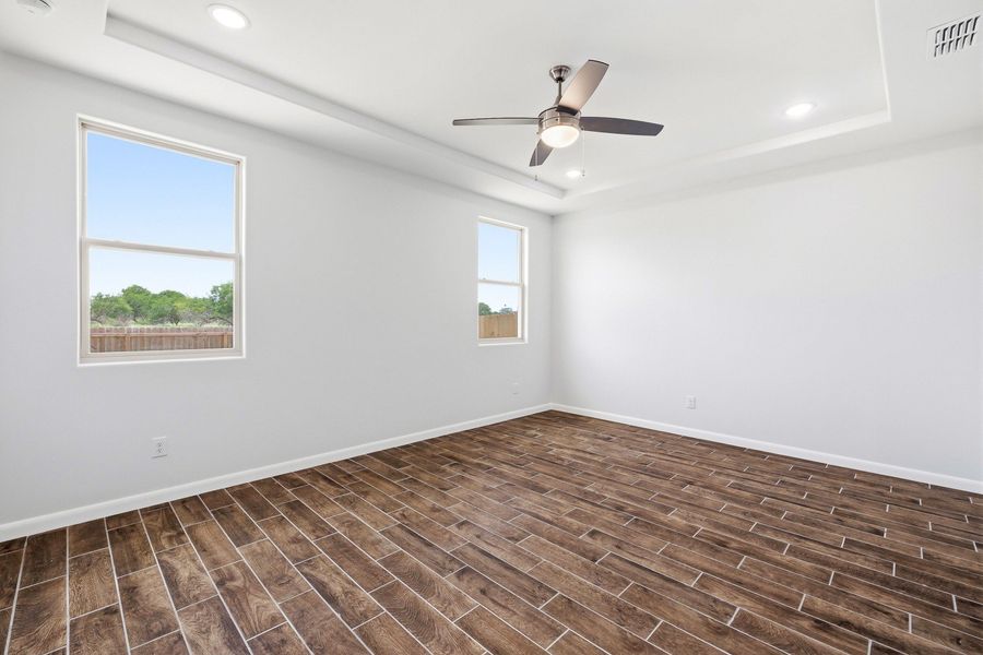 Spacious, unfurnished interior of a new home in Paloma Ranch, Harlingen (Image 14). Spacious, unfurnished interior of a new home in Paloma Ranch, Harlingen (Image 14).
