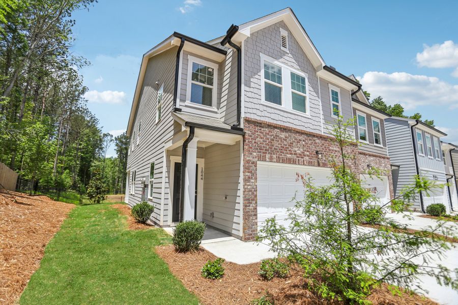 Representative exterior details of a home built from the Triton by Starlight Homes in Chestnut Grove, Douglasville (Image 22).
