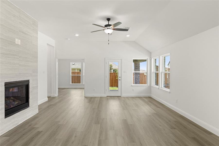 Spacious, unfurnished interior of a new home in Walden Pond, Forney (Image 19).