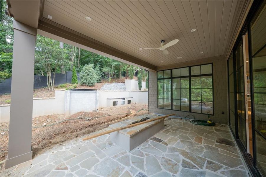 Image 33 of a home in Blue Heron Walk.