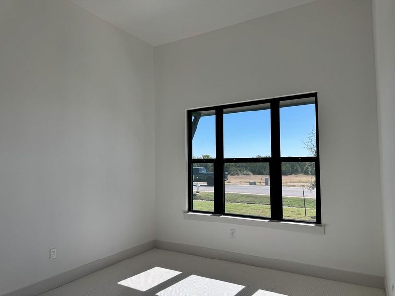 Spacious, unfurnished interior of a new home in Hilltop Ranch, Leander (Image 18). Spacious, unfurnished interior of a new home in Hilltop Ranch, Leander (Image 18).