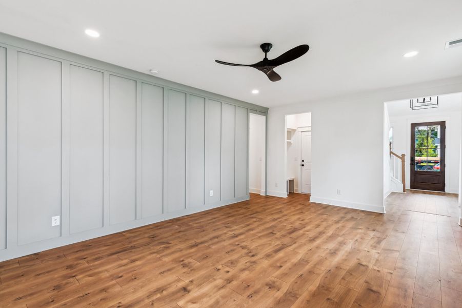 Spacious, unfurnished interior of a new home in Windsor Crossing, North Charleston (Image 28).