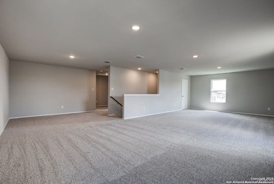 Spacious, unfurnished interior of a new home in Horizon Pointe, Converse (Image 52).