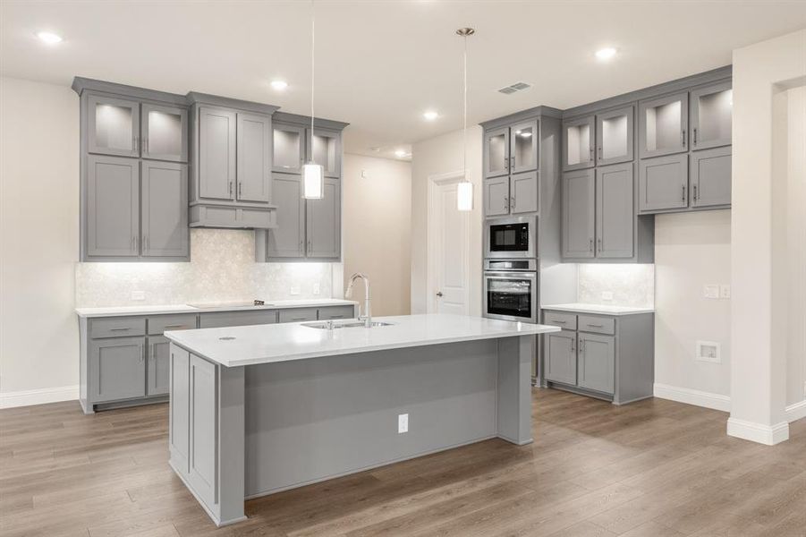 Furnished interior view inside a new home in Ridgepoint, Midlothian (Image 6).