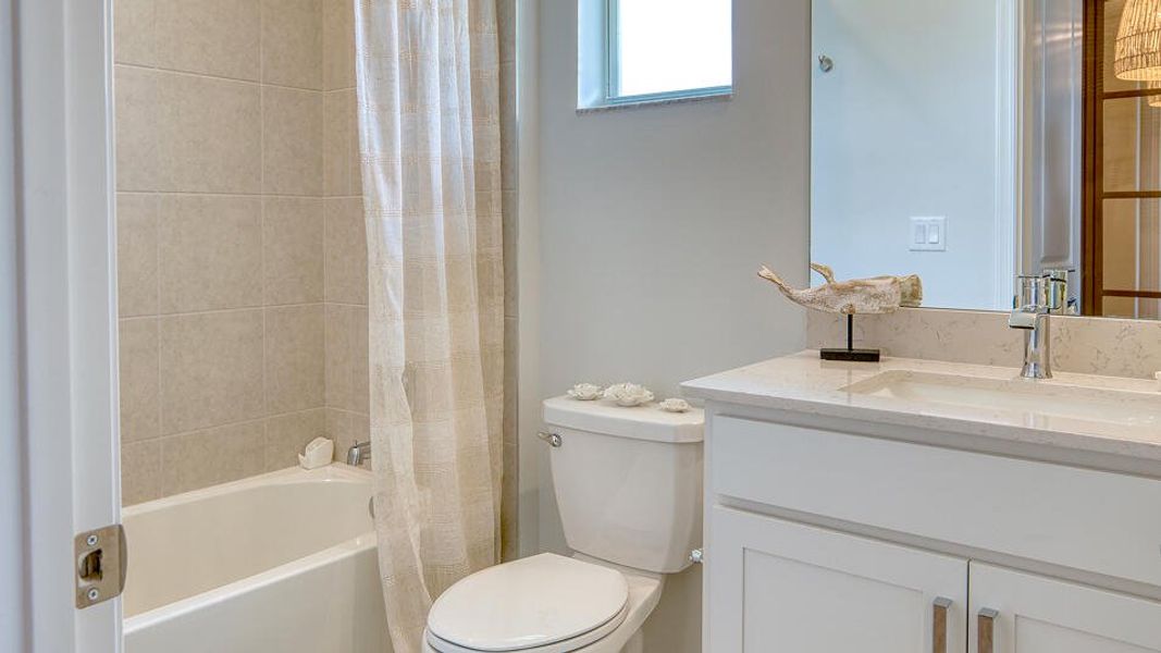 pbh_2256_pic_daisy_bath2_f1_6_13_25[1]