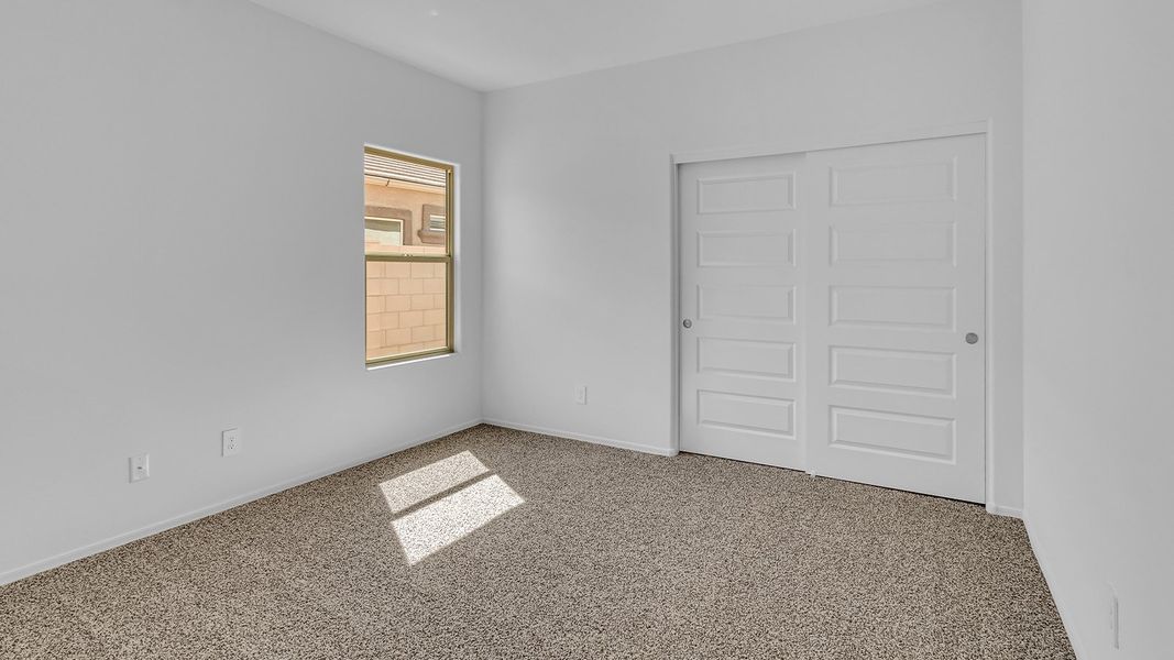 Representative unfurnished interior of a home built from the Pearl by D.R. Horton in Saguaro Bloom, Marana (Image 26).