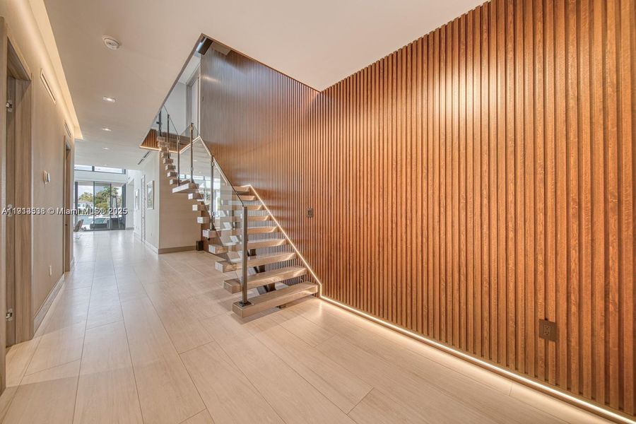 Spacious, unfurnished interior of a new home in , North Bay Village (Image 21).