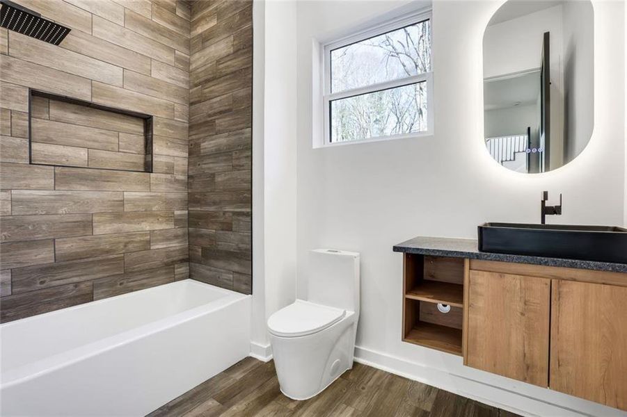 Furnished interior view inside a new home in , Atlanta (Image 5).