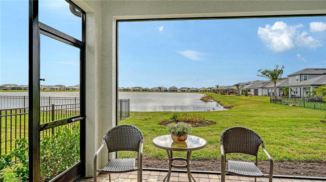 Exterior details and patio area of a home in , Bradenton (Image 27).