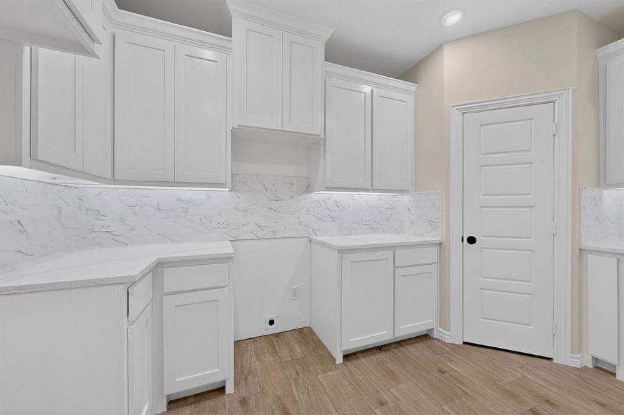 Furnished interior view inside a new home in , Gainesville (Image 7).