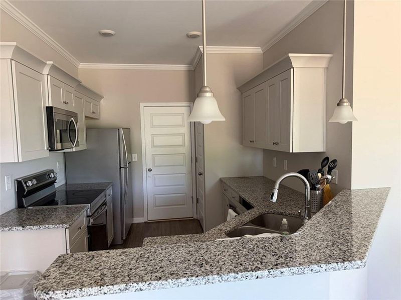 Furnished interior view inside a new home in , Cartersville (Image 11).