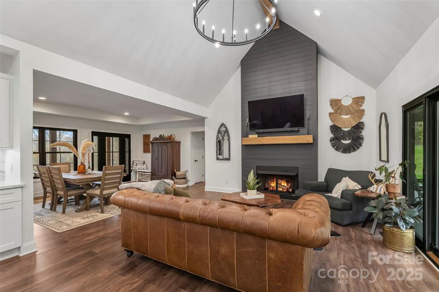 Furnished interior view inside a new home in , Nebo (Image 7).