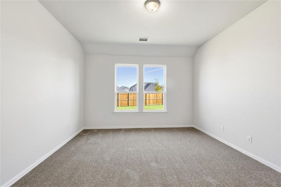 Spacious, unfurnished interior of a new home in Elevon, Lavon (Image 15).