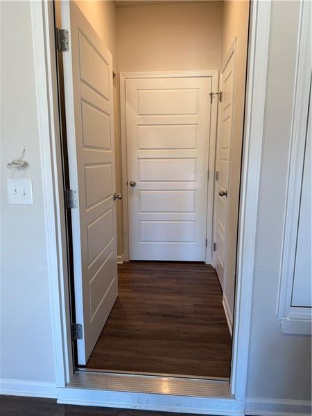 Spacious, unfurnished interior of a new home in Villages at Cedar Hill, Dallas (Image 24).