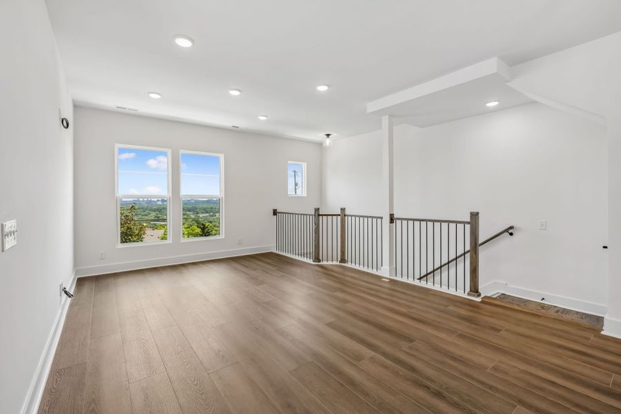 Spacious, unfurnished interior of a new home in Skyline, Nashville (Image 28).