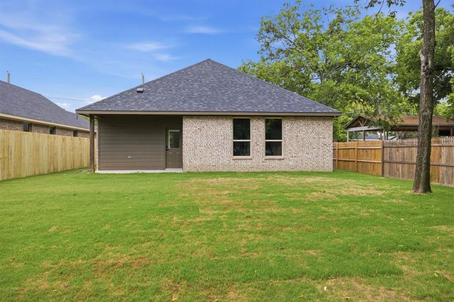 Exterior details and patio area of a home in , Cleburne (Image 17). Exterior details and patio area of a home in , Cleburne (Image 17).