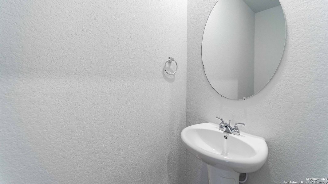 Image 13 of a home in Katzer Ranch.