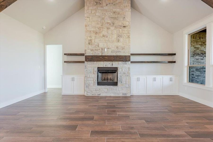 entry to secondary to bedrooms entry to secondary to bedrooms