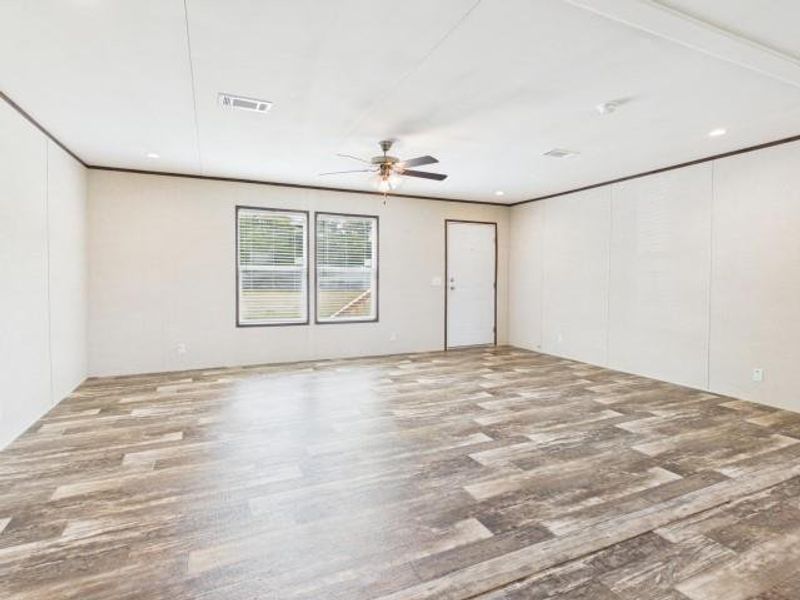 Spacious, unfurnished interior of a new home in , Murchison (Image 32).