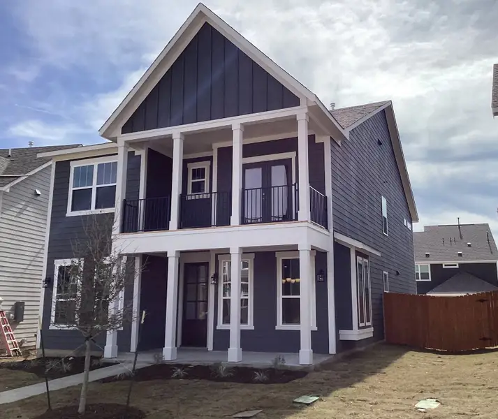 Image 6 of a home in Lariat.
