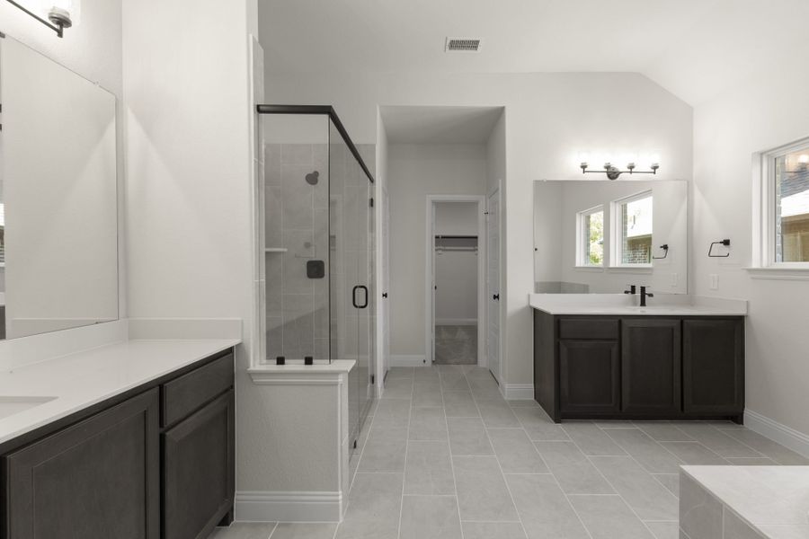 Representative furnished interior of a home built from the Preston by Pacesetter Homes in Park Hills, Rockwall (Image 9).