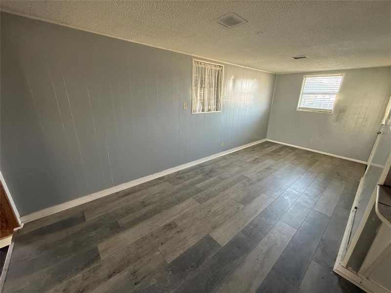 Spacious, unfurnished interior of a new home in , Coleman (Image 5).