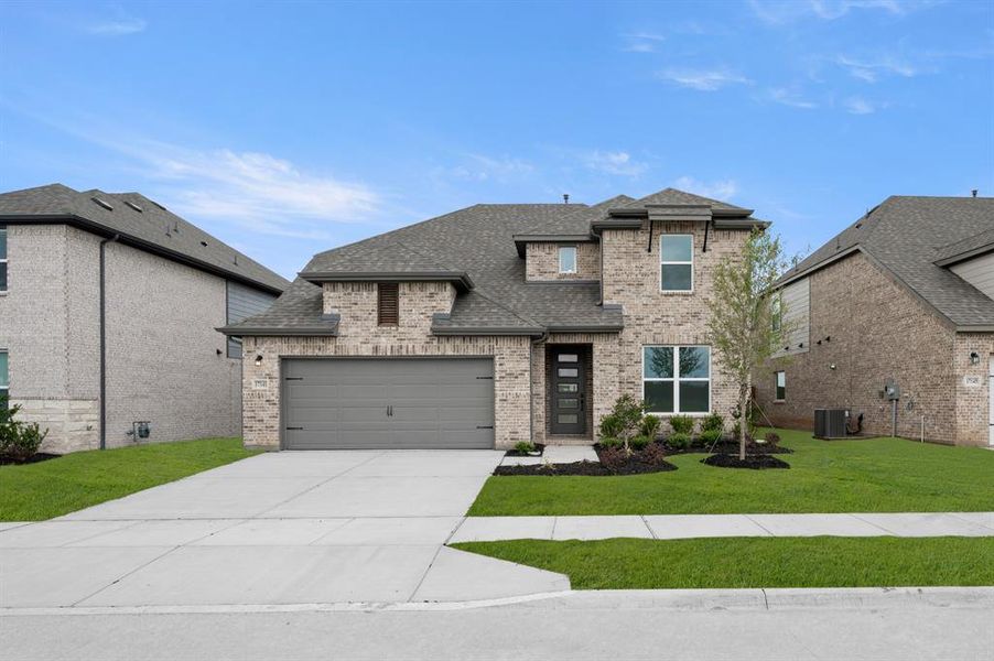 17141 Oxborough- Front-1 17141 Oxborough- Front-1