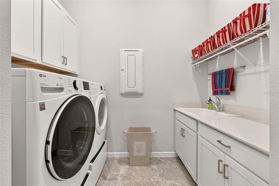 Furnished interior view inside a new home in , Ocala (Image 7).