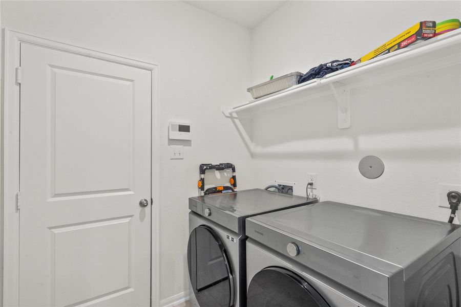 Furnished interior view inside a new home in , Santa Fe (Image 8). Furnished interior view inside a new home in , Santa Fe (Image 8).